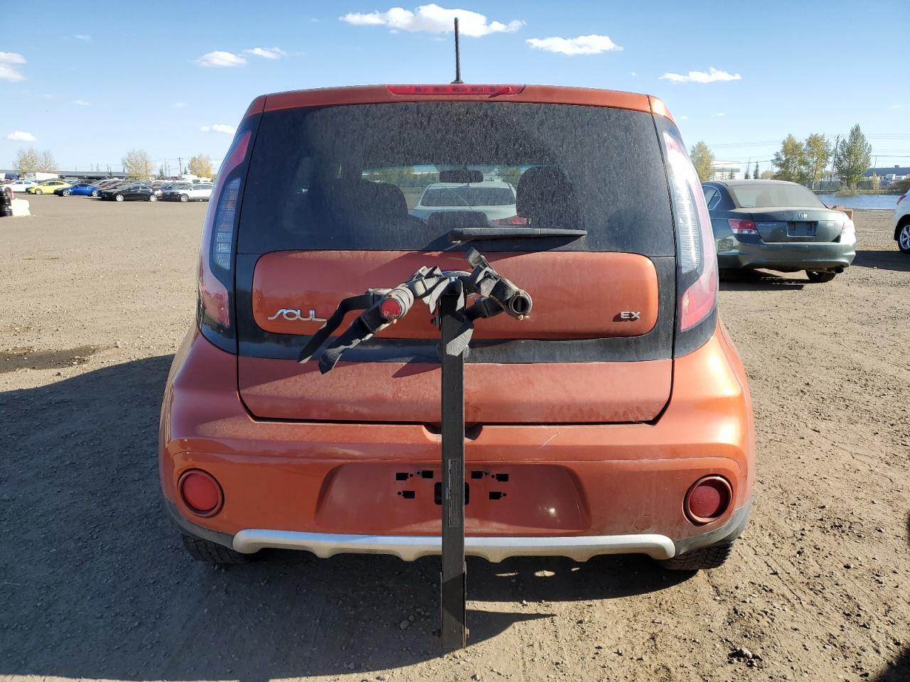 2017 Kia Soul + VIN: KNDJP3A5XH7439446 Lot: 81502405