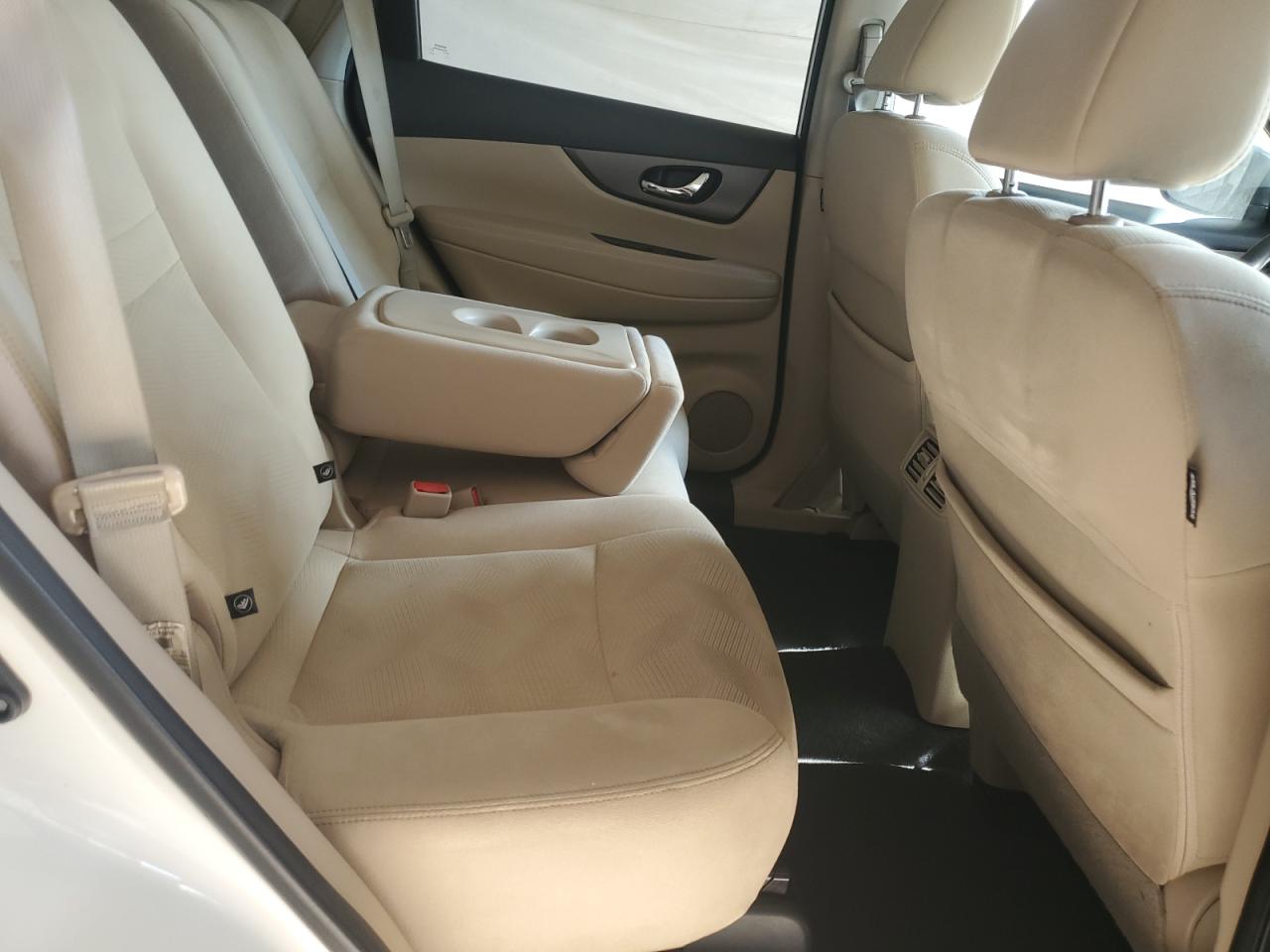 2016 Nissan Rogue S VIN: 5N1AT2MV6GC923049 Lot: 83824755