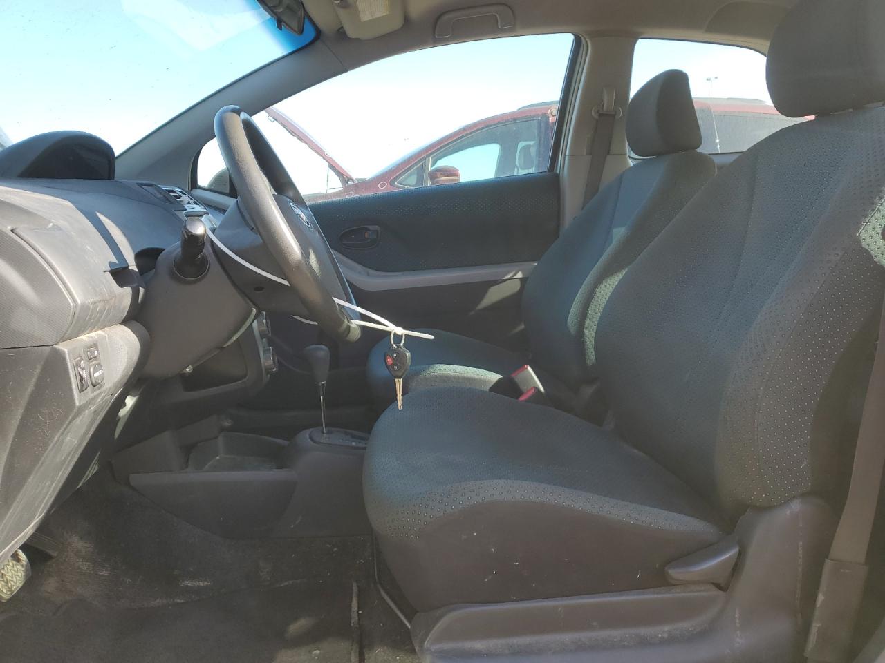 2008 Toyota Yaris VIN: JTDJT923X85147531 Lot: 83953335