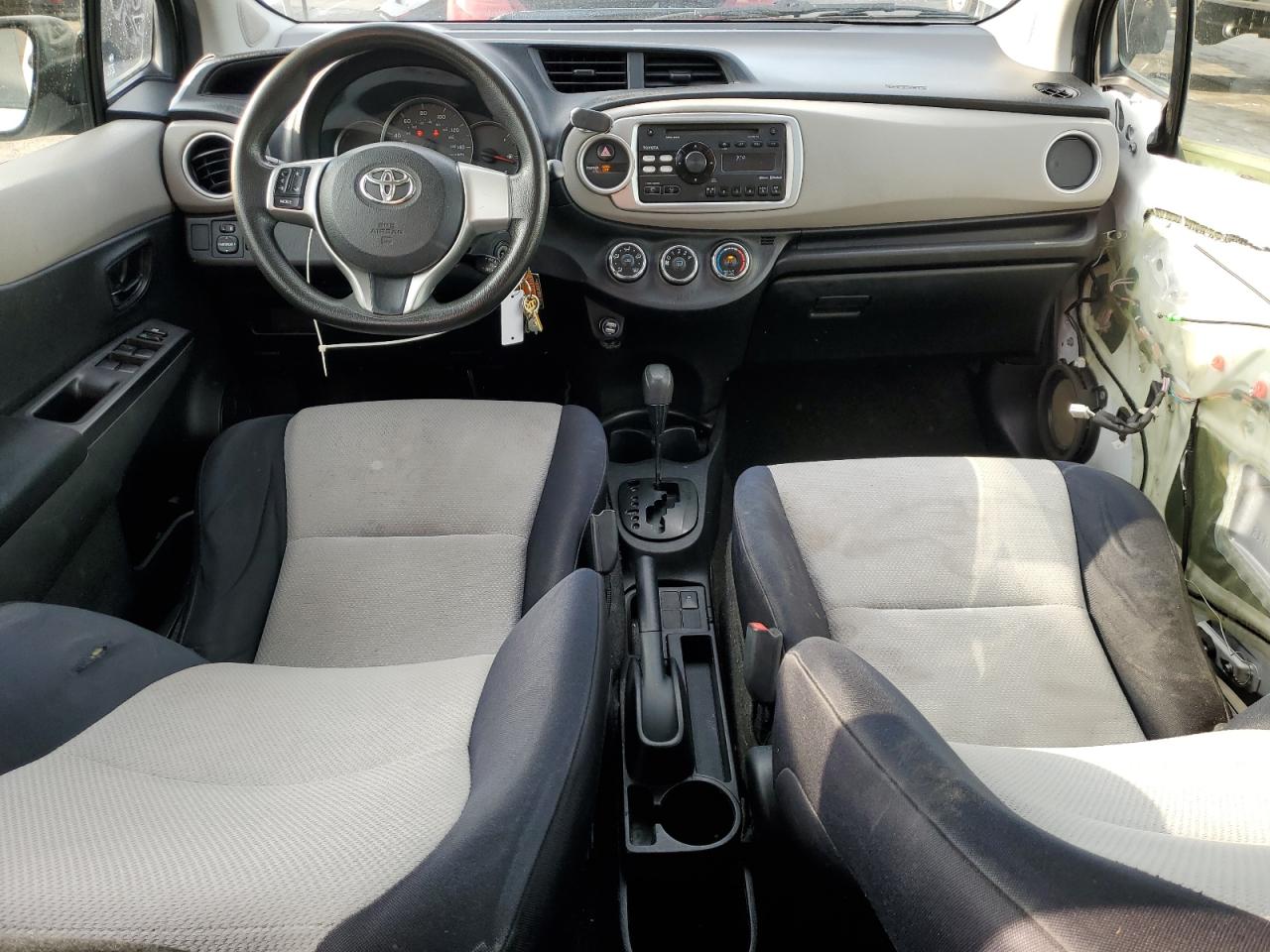 2012 Toyota Yaris VIN: JTDKTUD36CD526173 Lot: 81406315