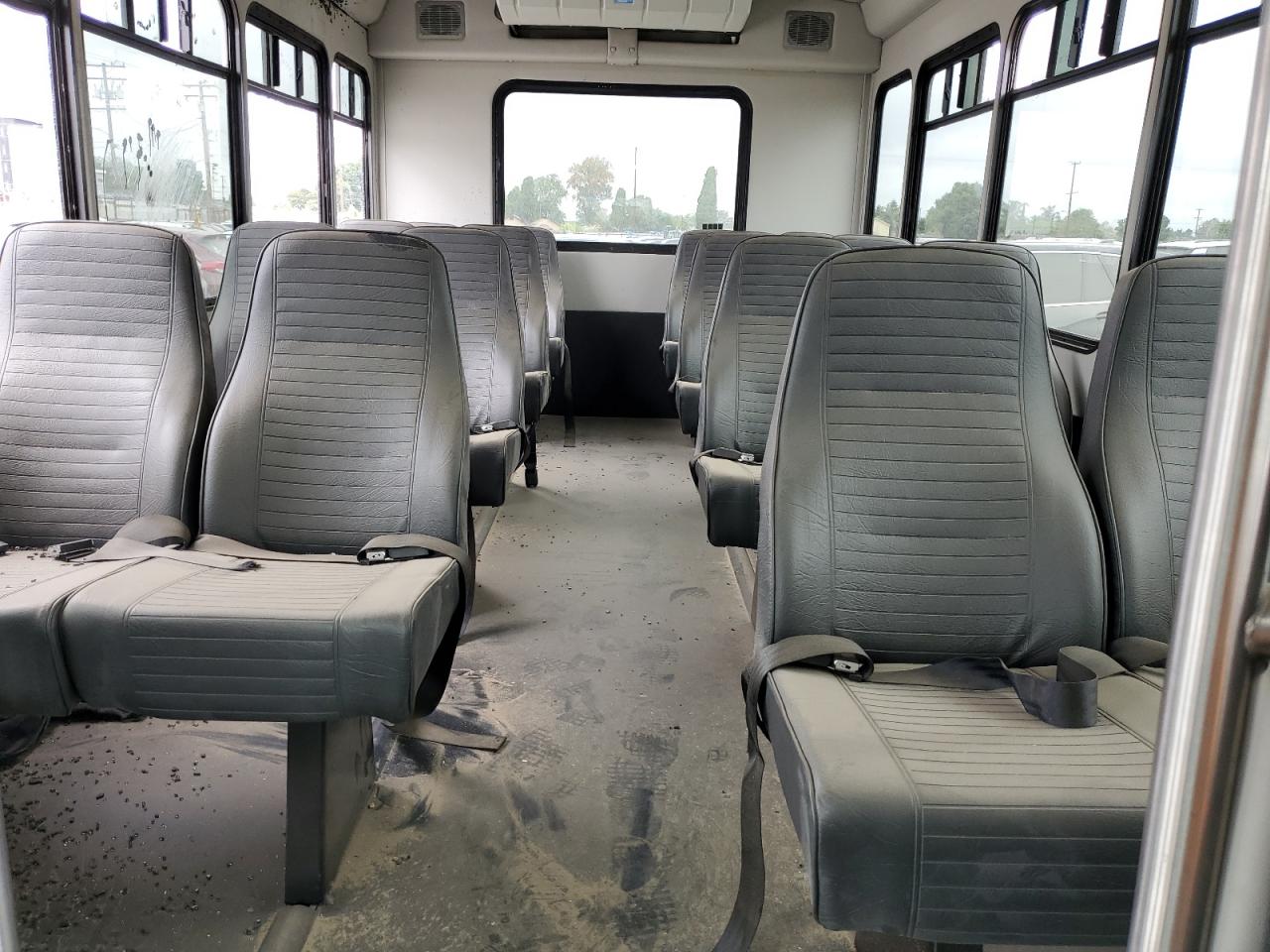 2024 Ford Econoline E450 Super Duty Cutaway Van VIN: 1FDFE4FN1RDD12755 Lot: 71753695