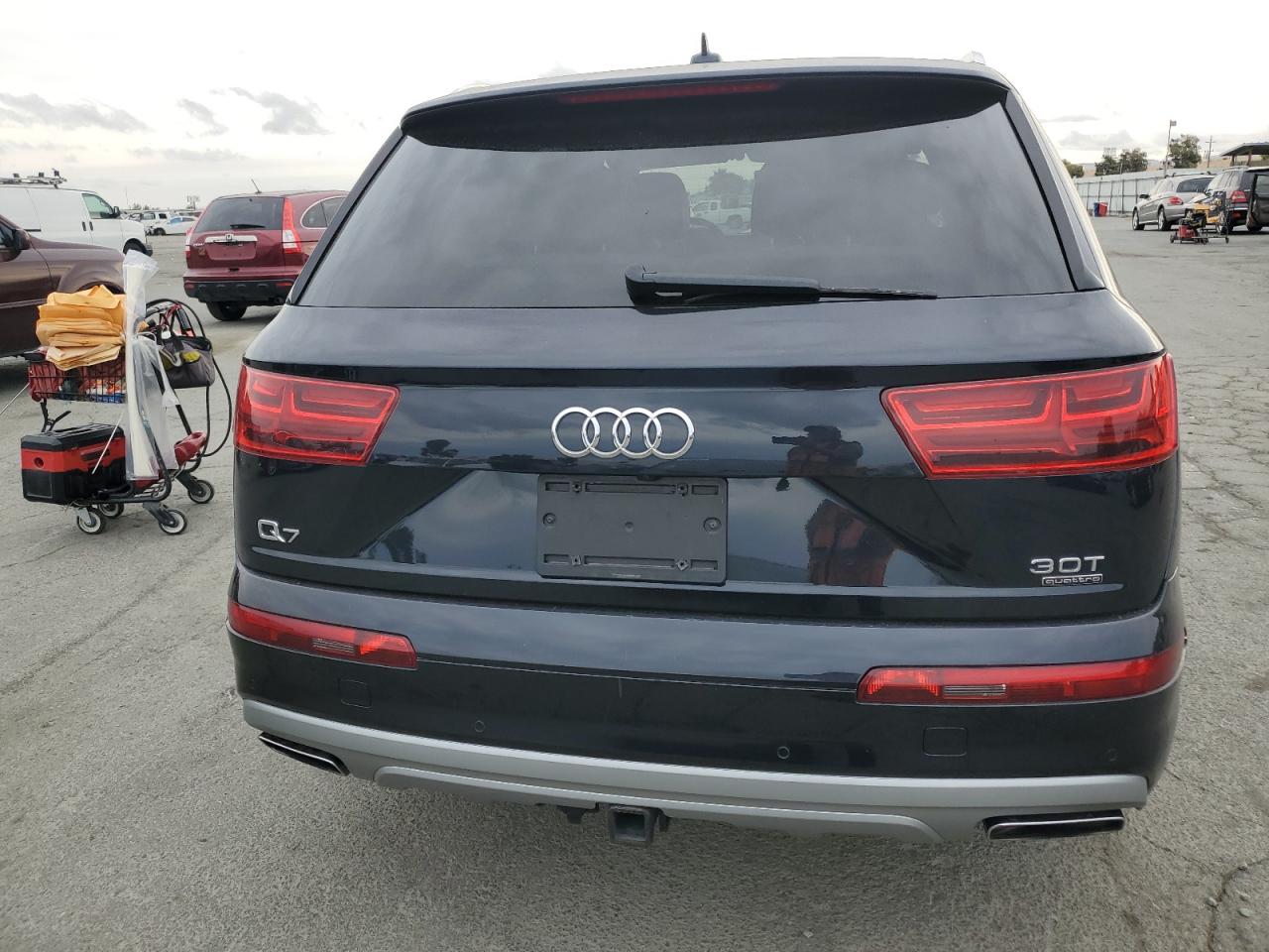 2017 Audi Q7 Premium Plus VIN: WA1LAAF7XHD018993 Lot: 84004545