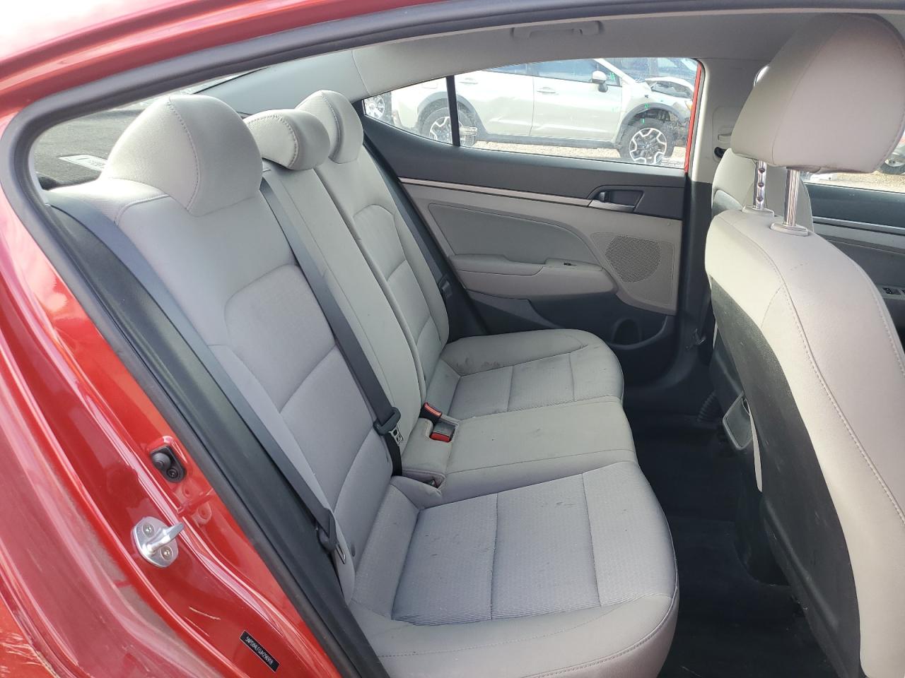 2018 Hyundai Elantra Sel VIN: 5NPD84LF0JH296918 Lot: 81271295