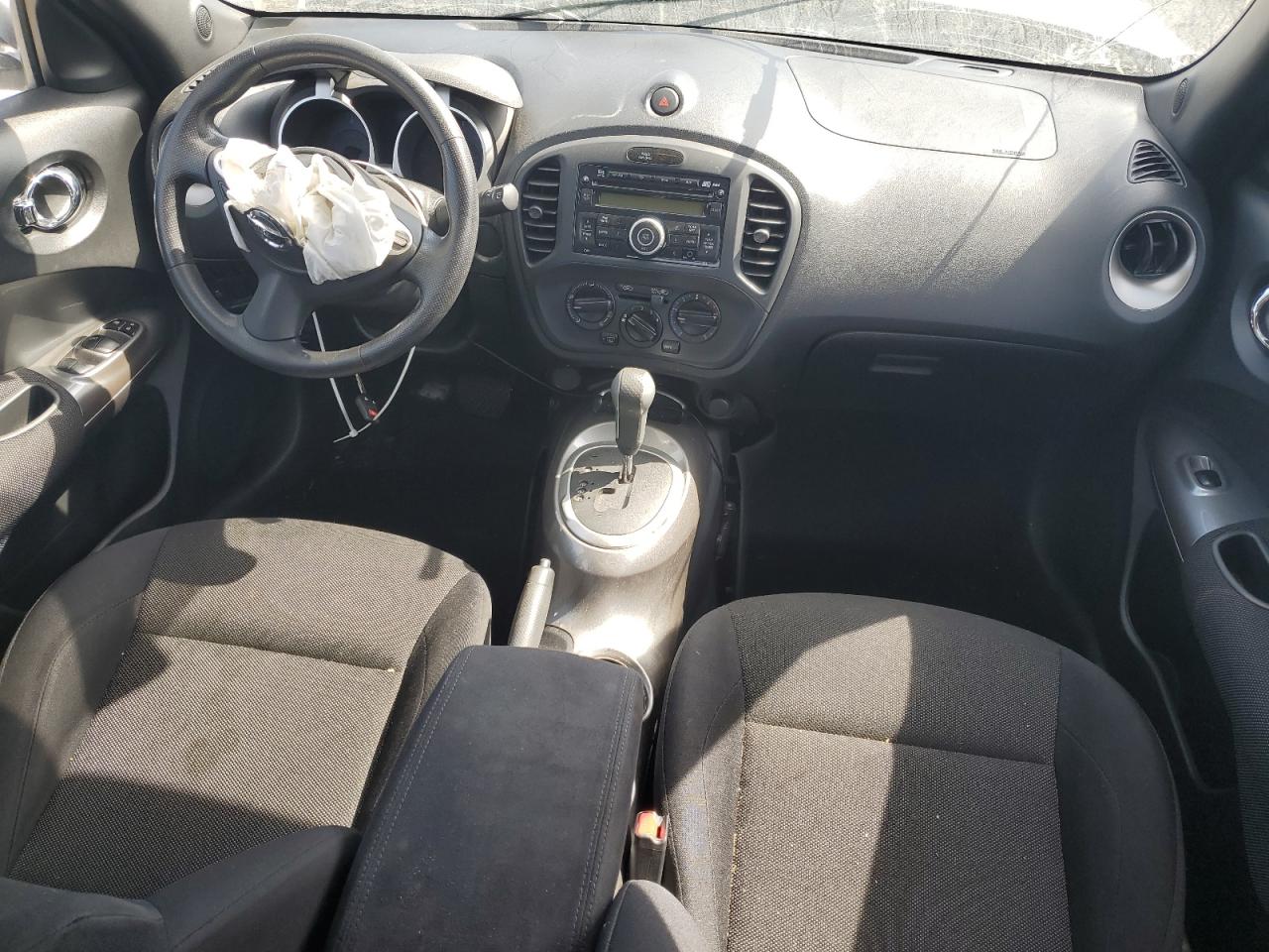 2013 Nissan Juke S VIN: JN8AF5MR6DT221300 Lot: 81879255