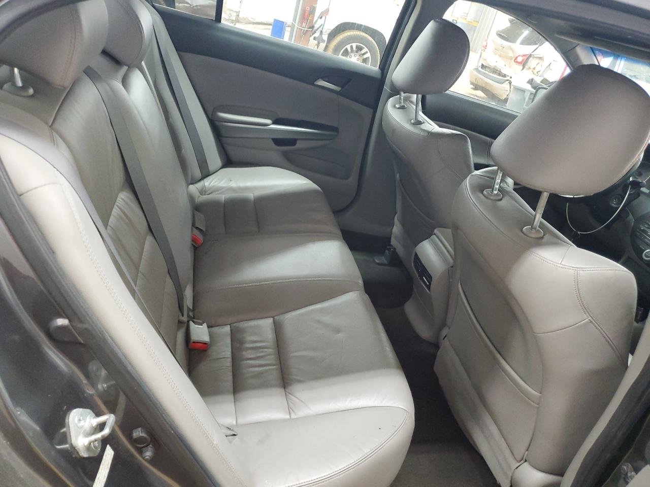 2010 Honda Accord Exl VIN: 1HGCP2F8XAA192574 Lot: 81655335