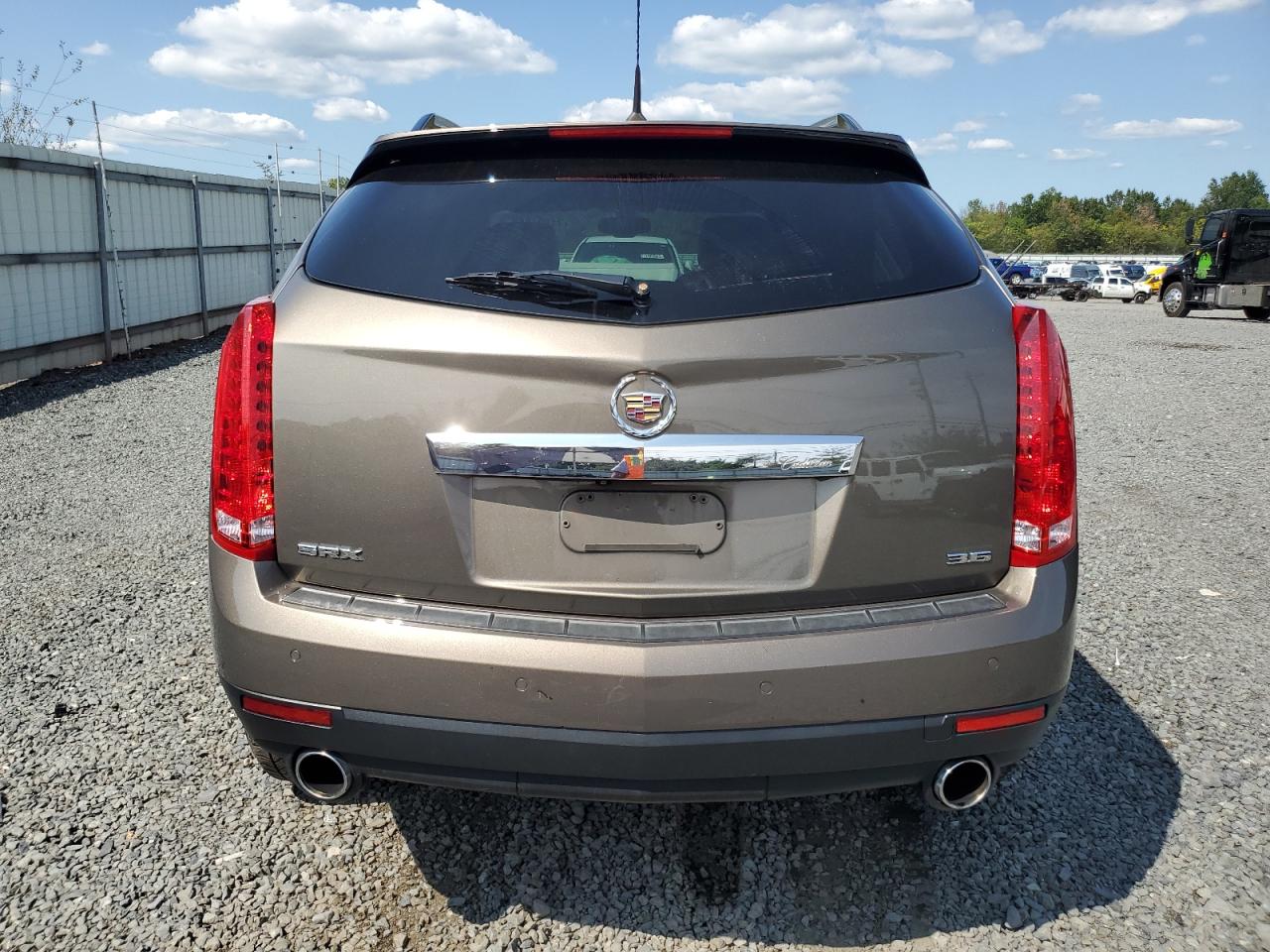 2014 Cadillac Srx Luxury Collection VIN: 3GYFNBE32ES657905 Lot: 71934935