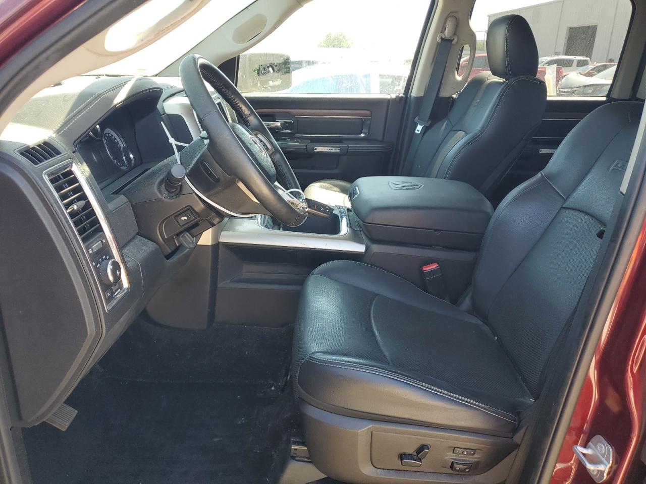 2016 Ram 1500 Laramie VIN: 1C6RR7NT9GS230215 Lot: 70844645