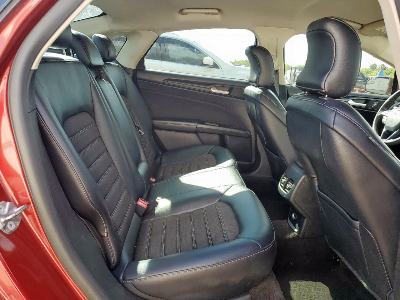 2018 Ford Fusion Se VIN: 3FA6P0HD3JR260087 Lot: 84795655