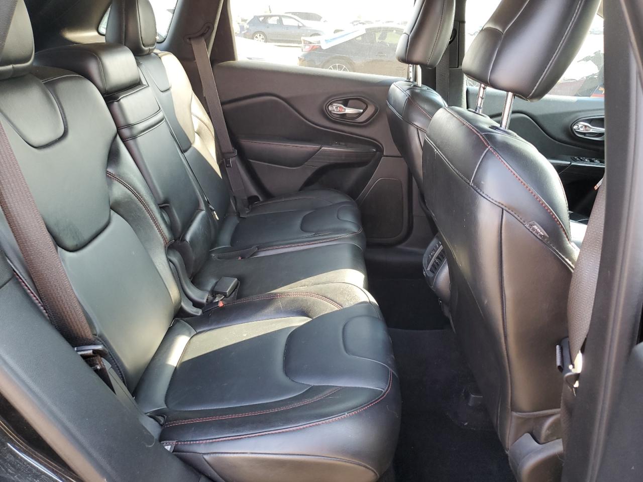 2015 Jeep Cherokee Trailhawk VIN: 1C4PJMBS5FW604327 Lot: 71423725