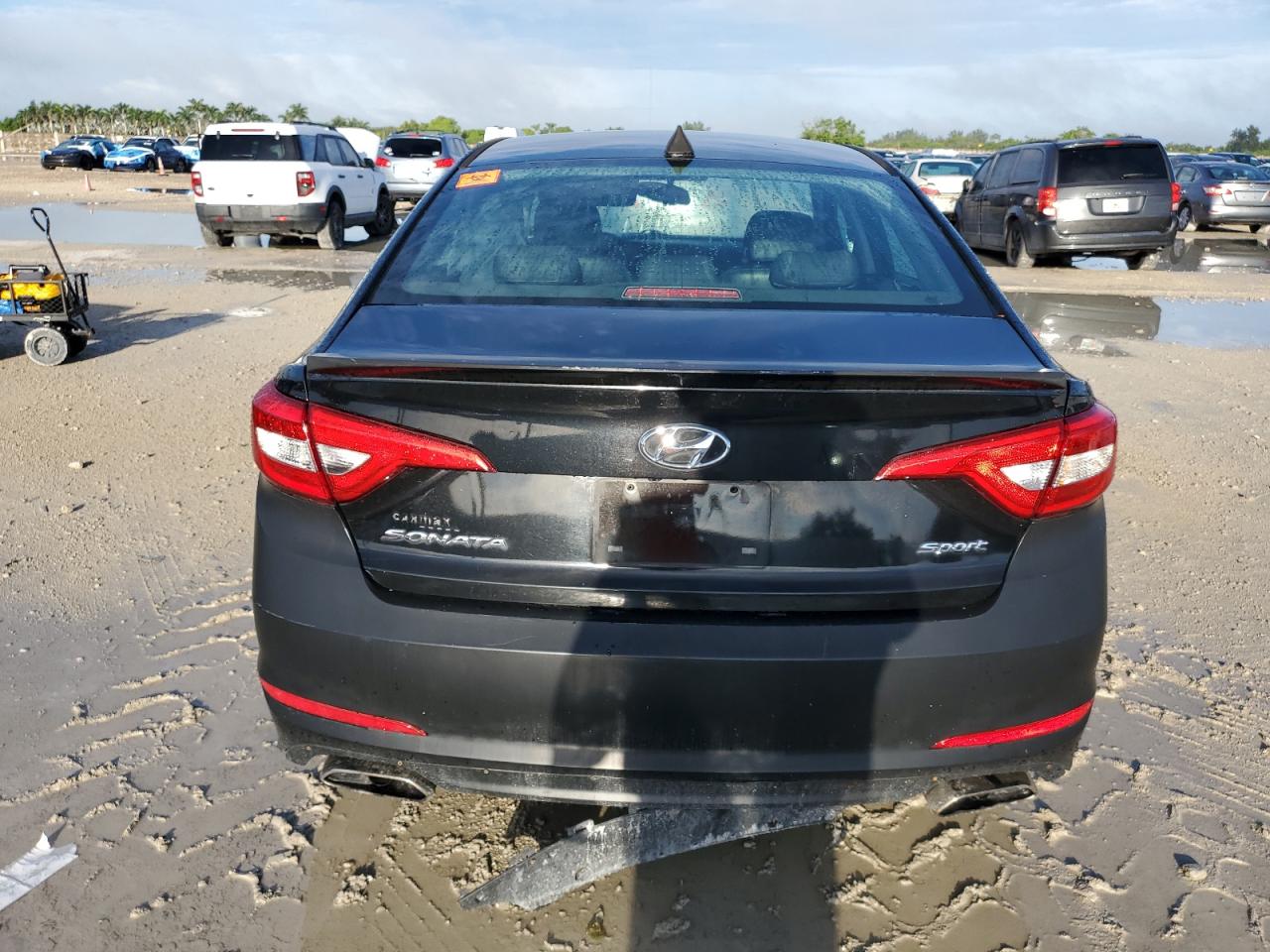 2015 Hyundai Sonata Sport VIN: 5NPE34AF2FH077195 Lot: 71954695
