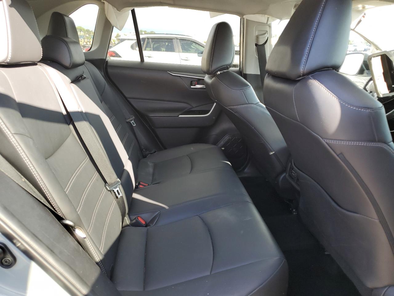 2021 Toyota Rav4 Xle Premium VIN: 2T3C1RFV2MW179774 Lot: 81541235