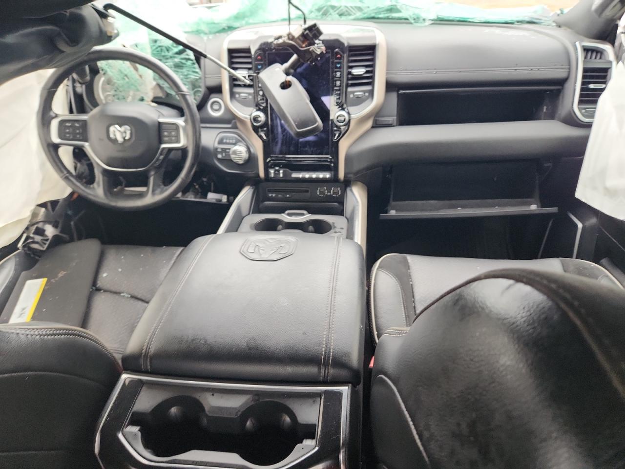2019 Ram 2500 Laramie VIN: 3C6UR5FJ8KG664170 Lot: 82130005