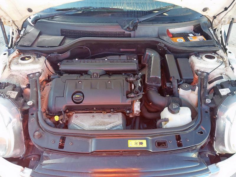 2010 MINI FIRST 