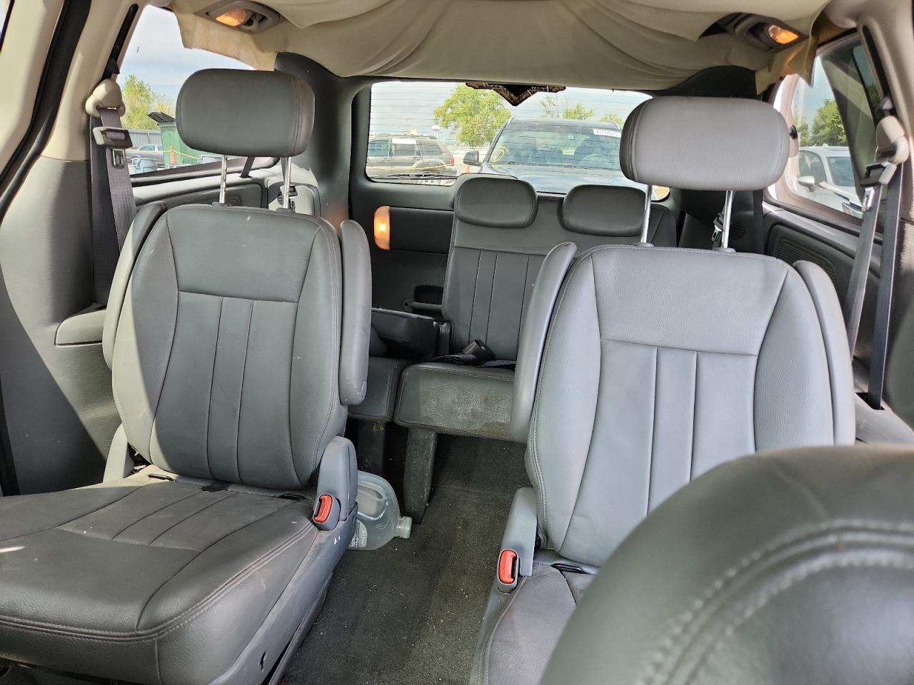 2007 Dodge Grand Caravan Sxt VIN: 2D4GP44L27R284367 Lot: 83758275