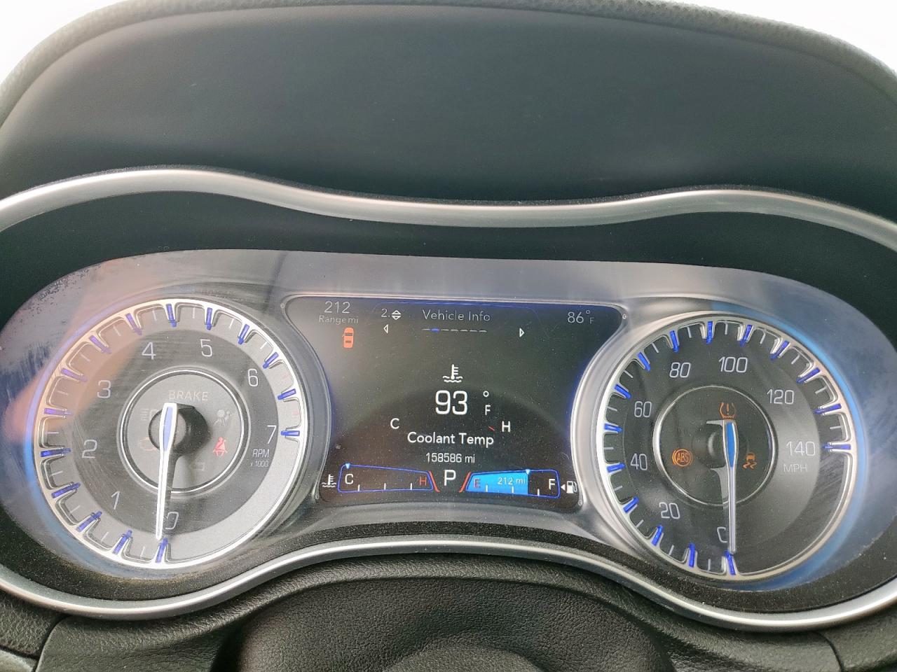 2016 Chrysler 300 Limited VIN: 2C3CCAAG6GH235955 Lot: 81394905