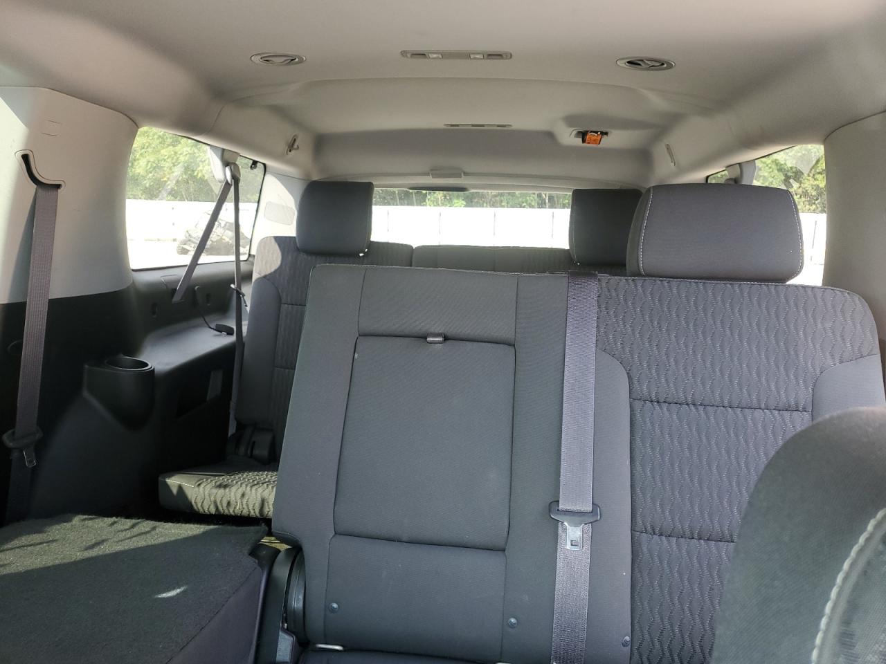 2015 Chevrolet Suburban K1500 Ls VIN: 1GNSKHECXFR679145 Lot: 81313945