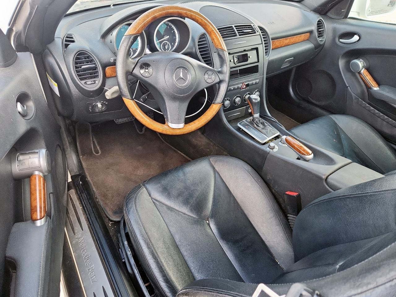 2009 Mercedes-Benz Slk 350 VIN: WDBWK58F19F190636 Lot: 70228825