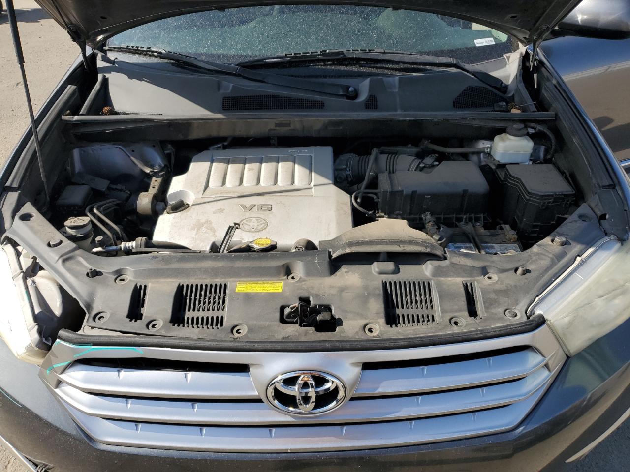 2011 Toyota Highlander Base VIN: 5TDZK3EH8BS024497 Lot: 81783365