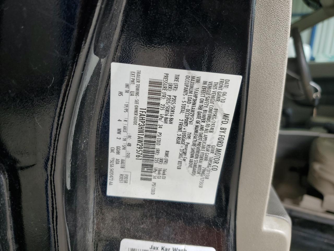 2010 Ford Focus Sel VIN: 1FAHP3HN1AW295761 Lot: 84253445