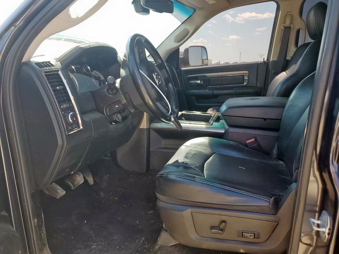 2015 Ram 1500 Sport VIN: 1C6RR7MT9FS568889 Lot: 68435235