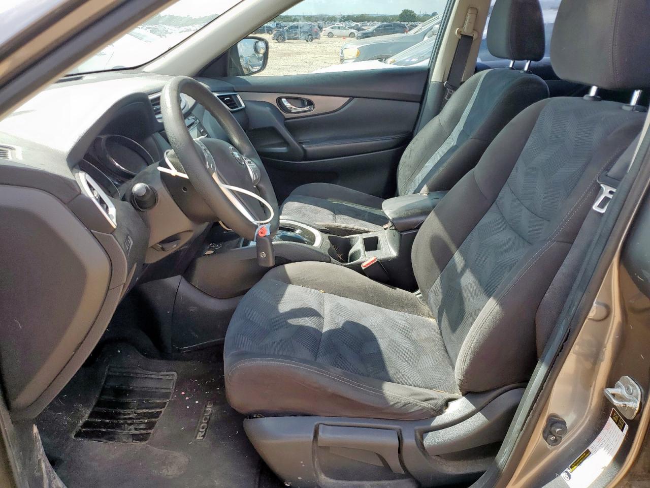 2015 Nissan Rogue S VIN: KNMAT2MT9FP579579 Lot: 71155685