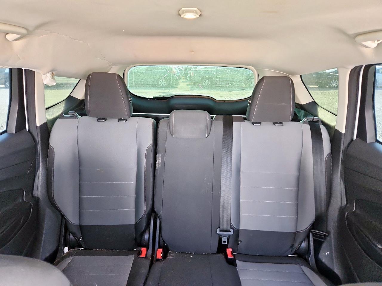 2017 Ford Escape S VIN: 1FMCU0F70HUB66301 Lot: 81644055