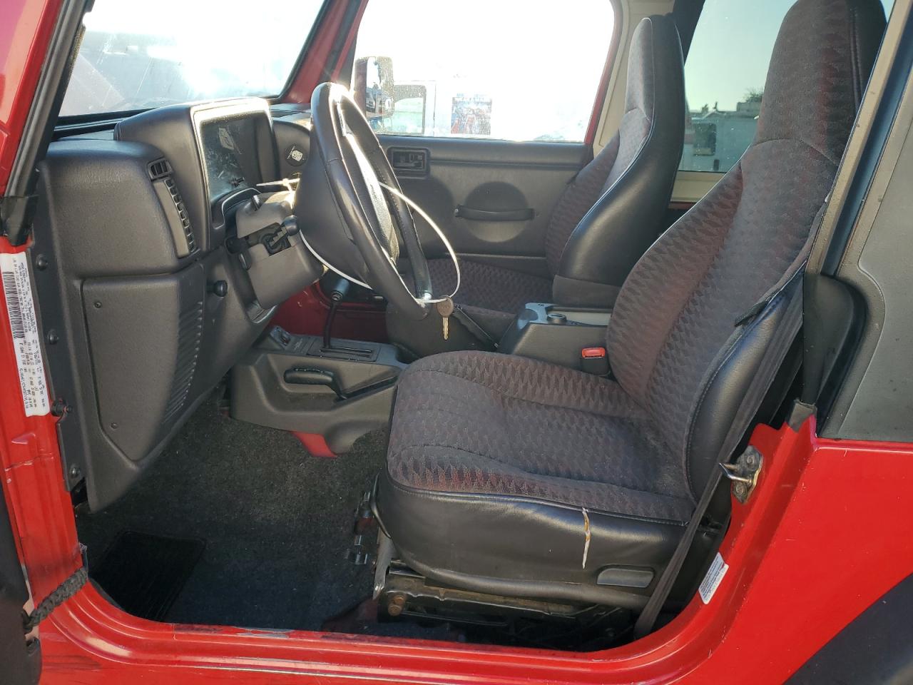 2000 Jeep Wrangler / Tj Sport VIN: 1J4FA49SXYP768858 Lot: 72104145