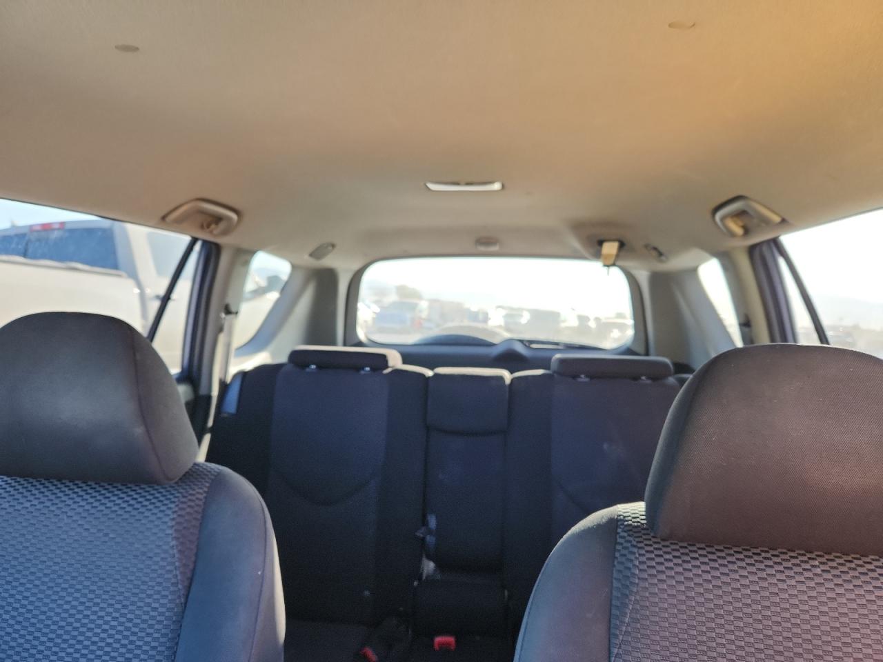 2007 Toyota Rav4 Sport VIN: JTMBK32V476026363 Lot: 71973565