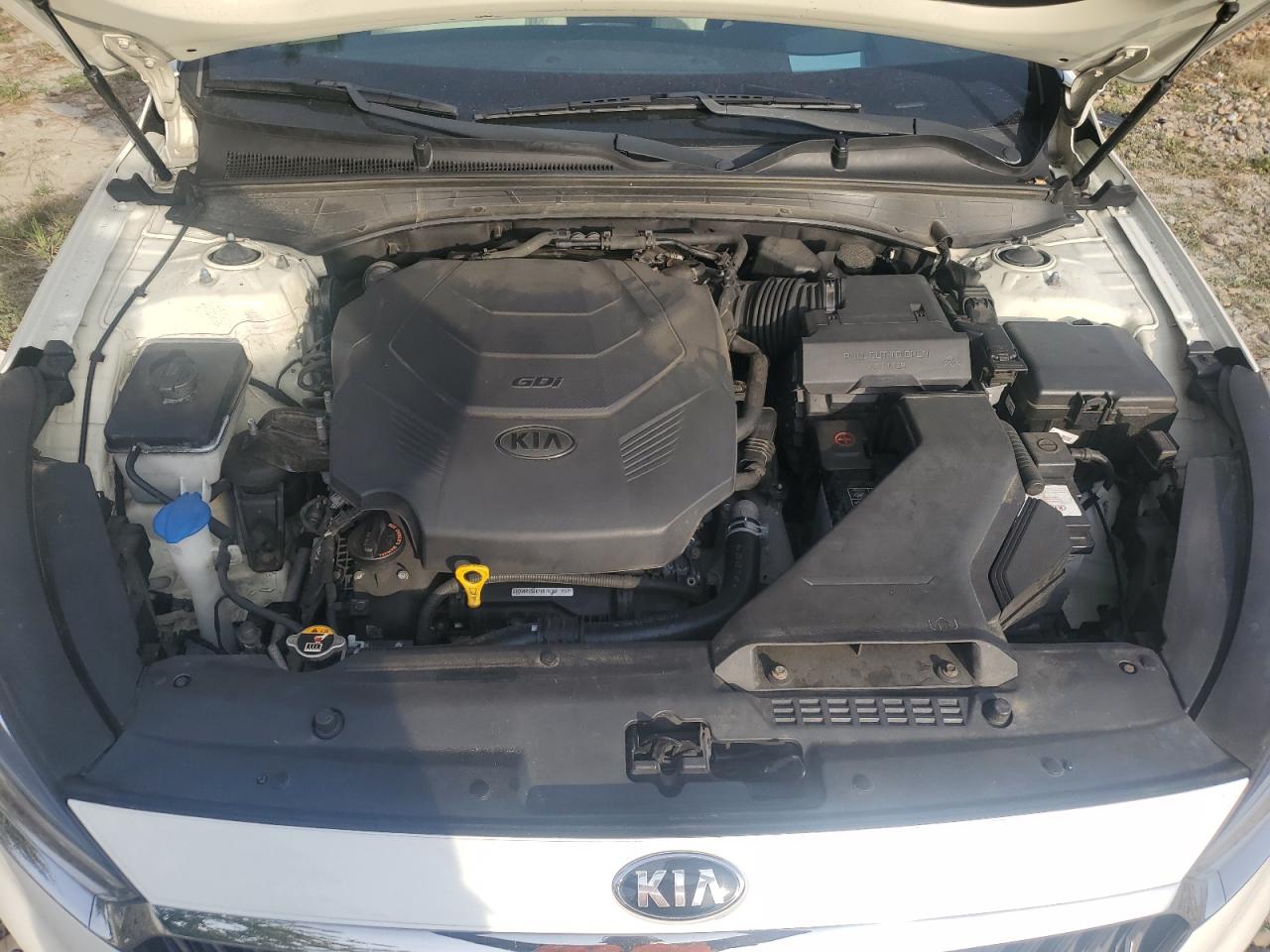 2017 Kia Cadenza Premium VIN: KNALC4J10H5071214 Lot: 83848235