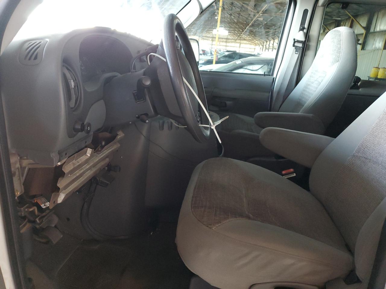 2003 Ford Econoline E350 Super Duty Wagon VIN: 1FBSS31L53HA01927 Lot: 70741195