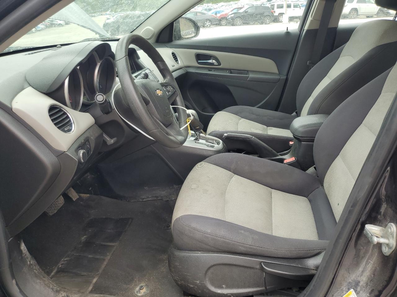 2015 Chevrolet Cruze Ls VIN: 1G1PA5SH3F7102932 Lot: 81720735