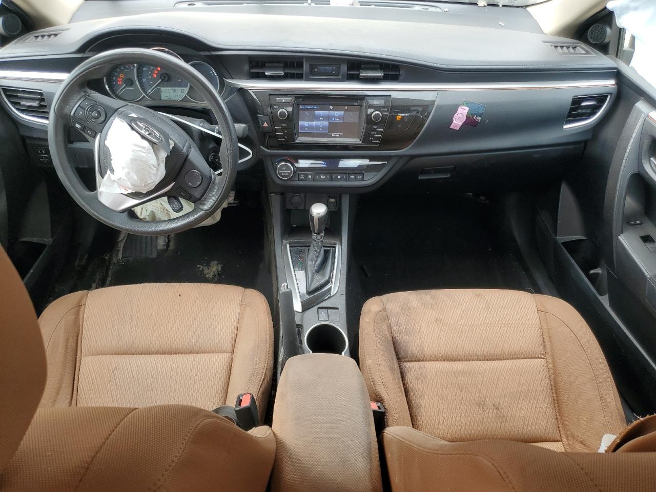2015 Toyota Corolla L VIN: 5YFBURHE8FP308534 Lot: 81573625