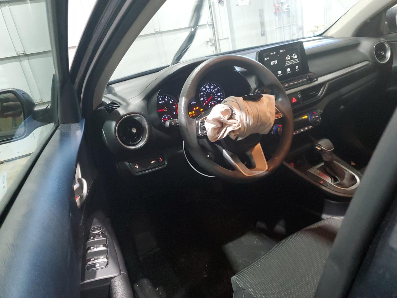 2019 Kia Forte Fe VIN: 3KPF24ADXKE041811 Lot: 83957395