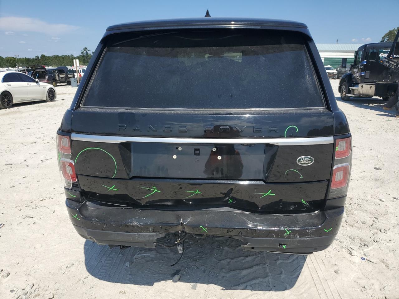 2018 Land Rover Range Rover Supercharged VIN: SALGS2RE8JA384018 Lot: 71004005