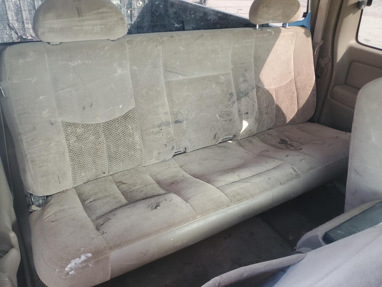 2004 Chevrolet Silverado K1500 VIN: 2GCEK19T041219697 Lot: 83969475