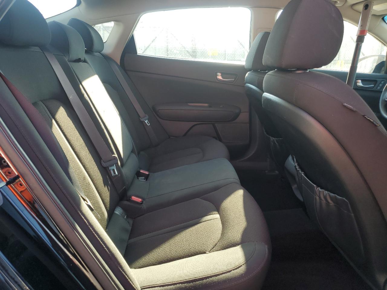 2017 Kia Optima Lx VIN: 5XXGT4L34HG168561 Lot: 80365605