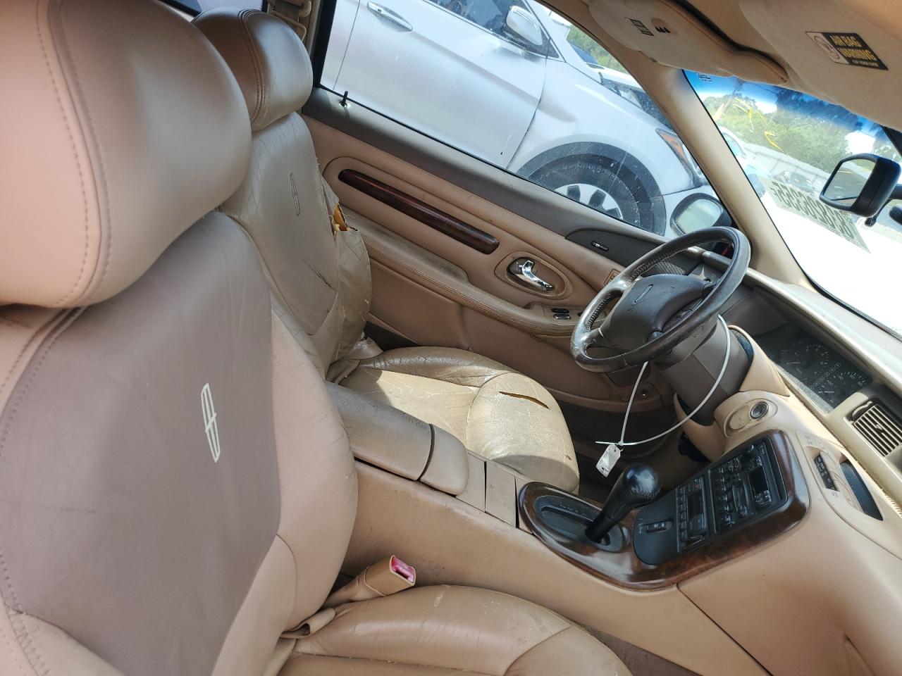 1998 Lincoln Mark Viii VIN: 1LNFM91V9WY660766 Lot: 83826355