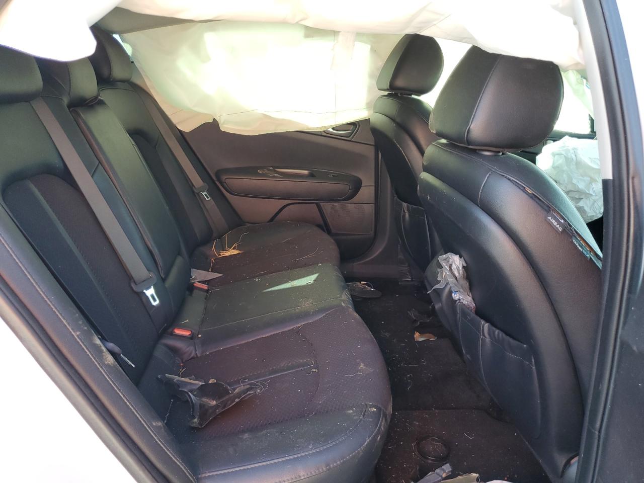 2018 Kia Optima Lx VIN: 5XXGT4L39JG185944 Lot: 80305455