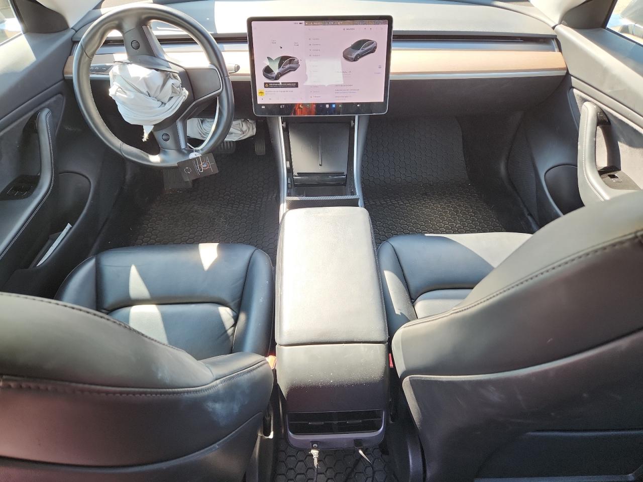 2018 Tesla Model 3 VIN: 5YJ3E1EB7JF128348 Lot: 82078375