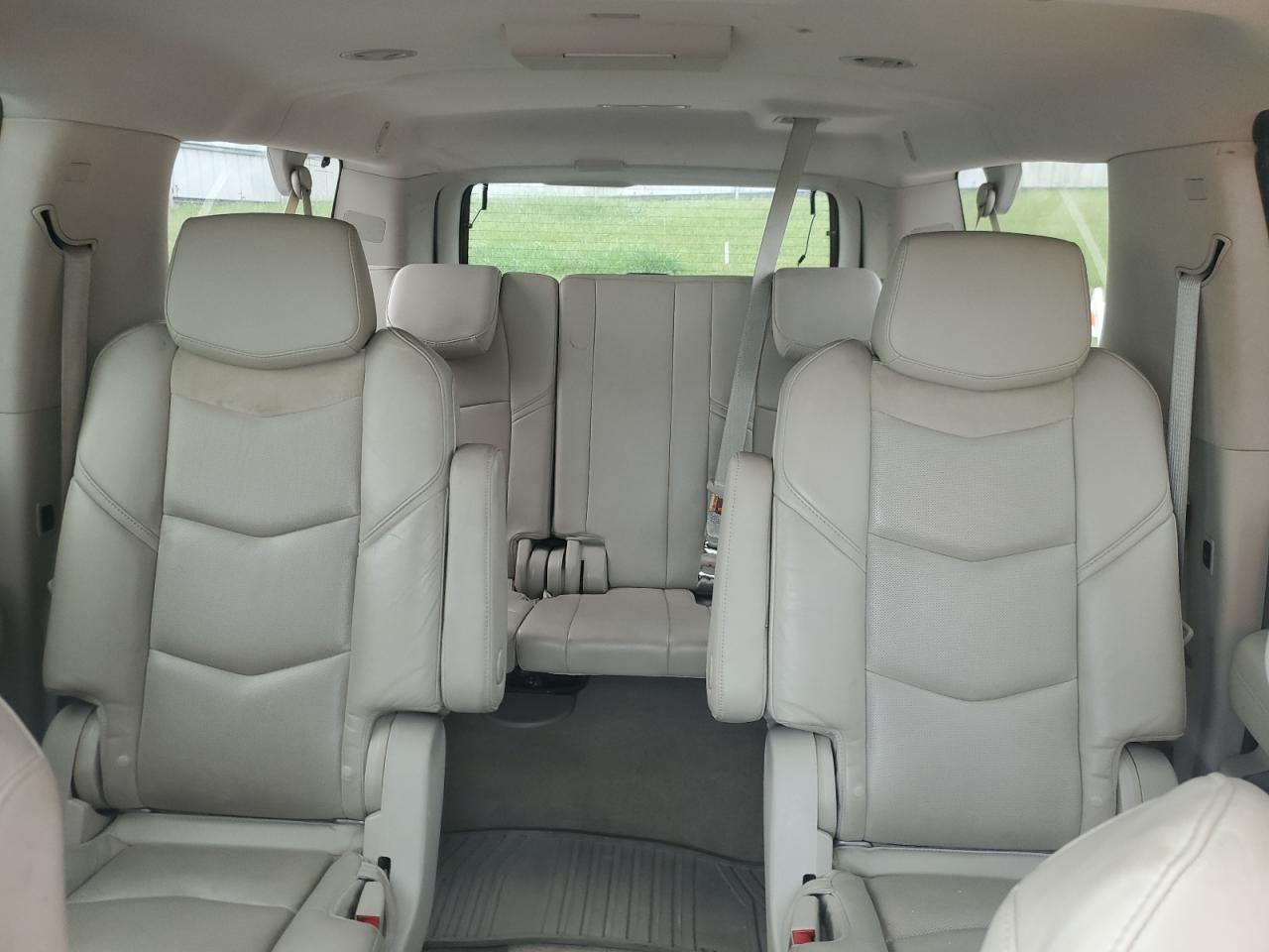 2016 Cadillac Escalade Esv Premium VIN: 1GYS4JKJ7GR192641 Lot: 84586075