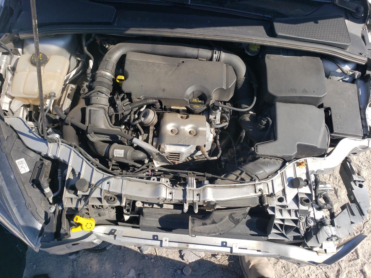 2016 Ford Focus Se VIN: 1FADP3FE2GL207165 Lot: 81413395