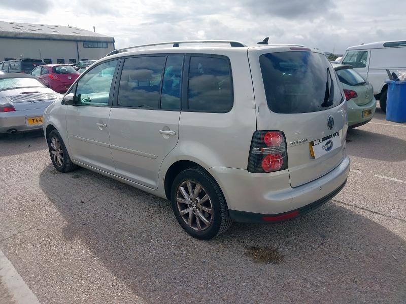 2010 VOLKSWAGEN TOURAN MATCH TDI 