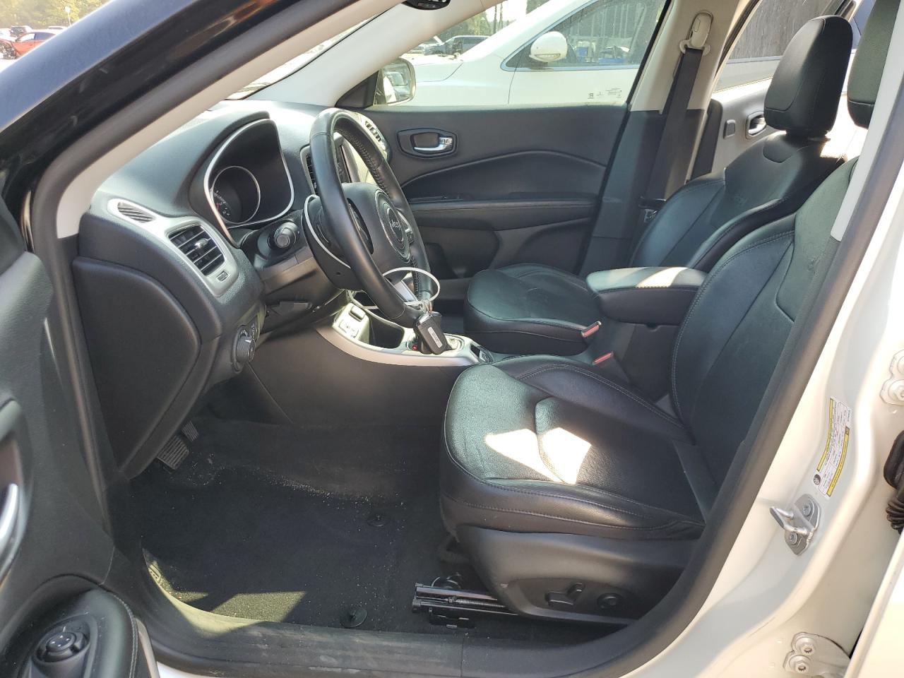 2019 Jeep Compass Limited VIN: 3C4NJCCB4KT782519 Lot: 81130945