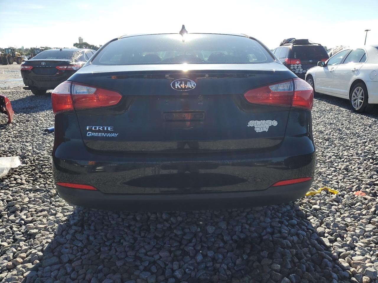 2015 Kia Forte Lx VIN: KNAFX4A63F5328618 Lot: 82119075
