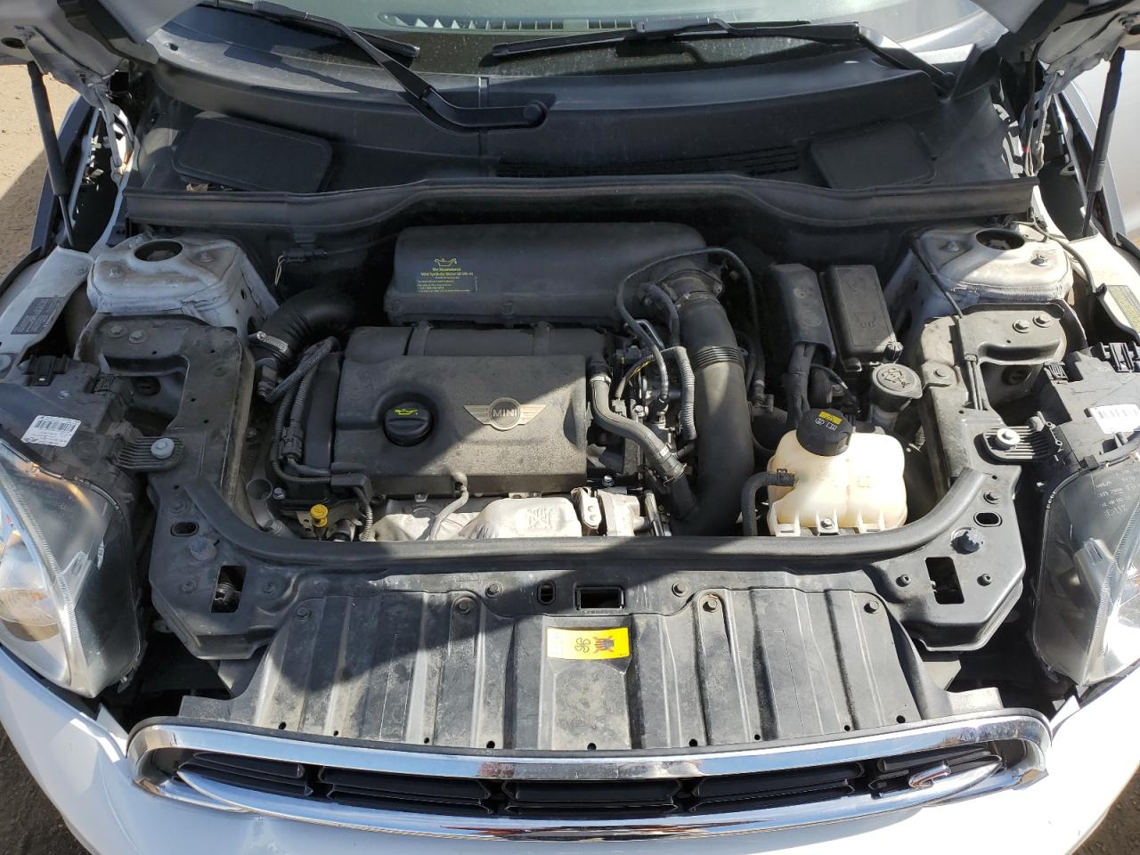 2015 Mini Cooper S Countryman VIN: WMWZC5C55FWP44196 Lot: 81881255