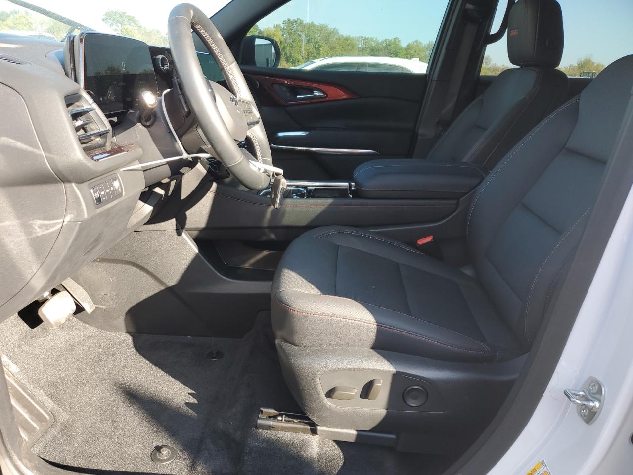 2024 Chevrolet Traverse Lt Z71 VIN: 1GNEVJKS9RJ227388 Lot: 84366345