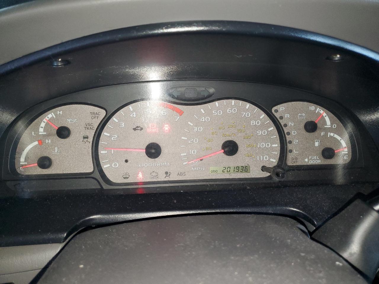 2003 Toyota Sequoia Sr5 VIN: 5TDZT34A63S188365 Lot: 84597375