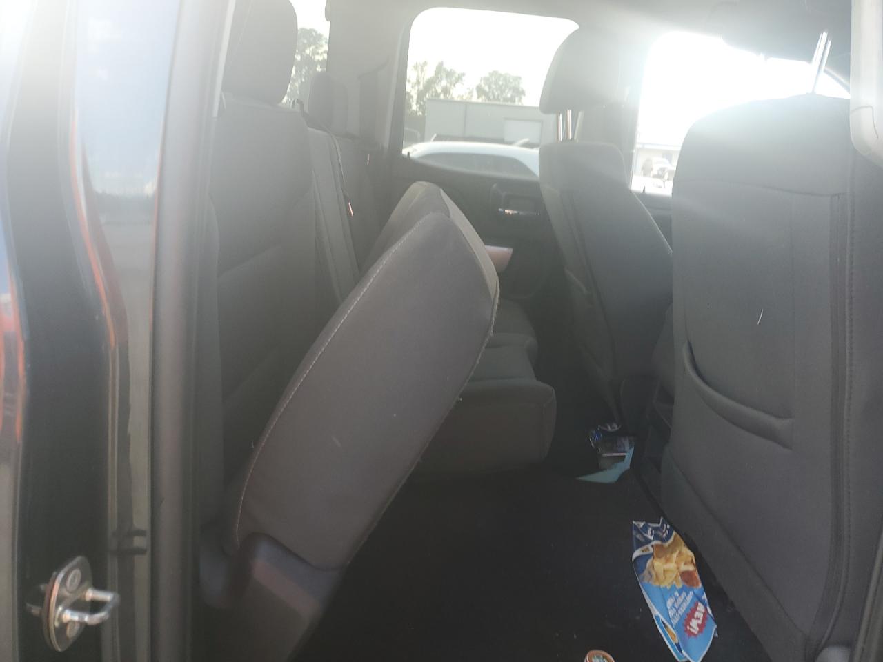 2018 Chevrolet Silverado C1500 Lt VIN: 1GCRCREC8JZ194635 Lot: 83966695