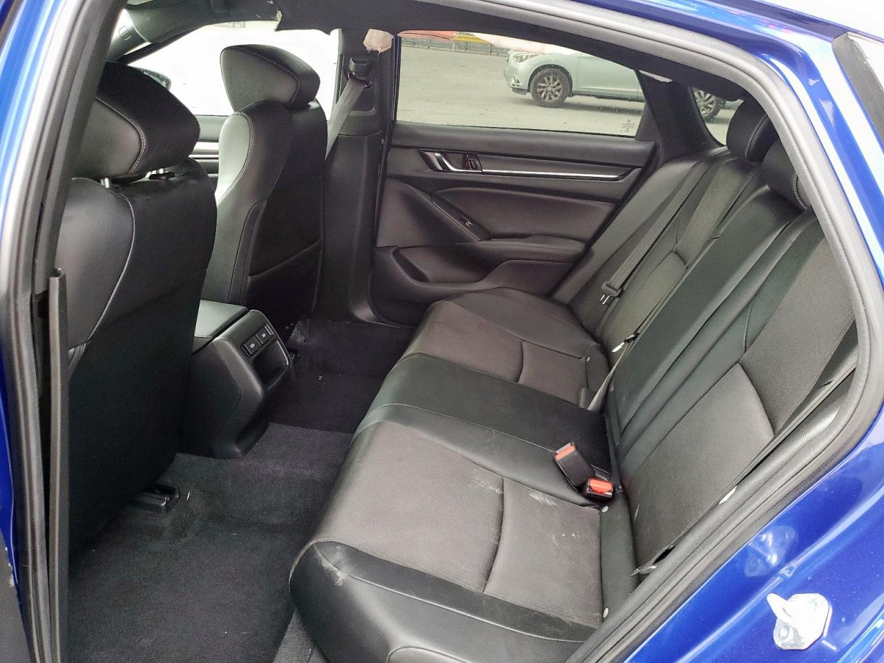 2022 Honda Accord Sport VIN: 1HGCV1F30NA124665 Lot: 80018995