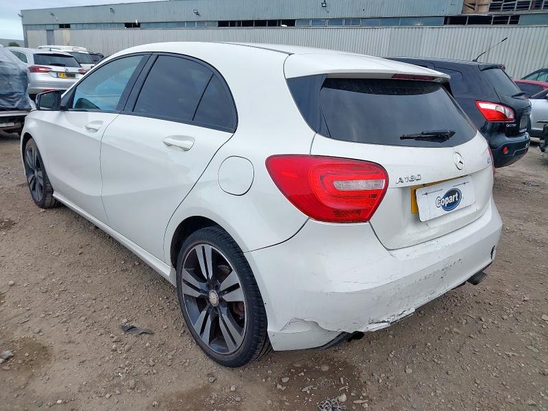 2013 MERCEDES-BENZ A180 BLUEEFFICIENCY SPORT 
